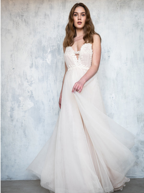 Megan bridal gown